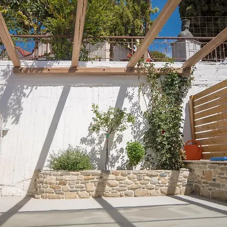Anastasia Traditional House Lardos