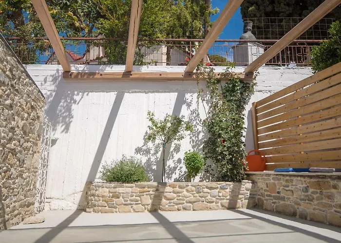 Anastasia Traditional House Lardos